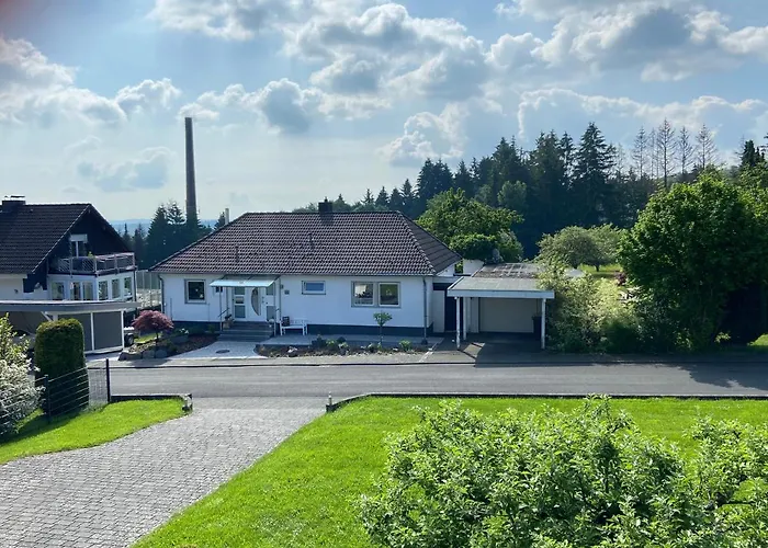 Buchlindenweg - & Breitscheid (Hessen)